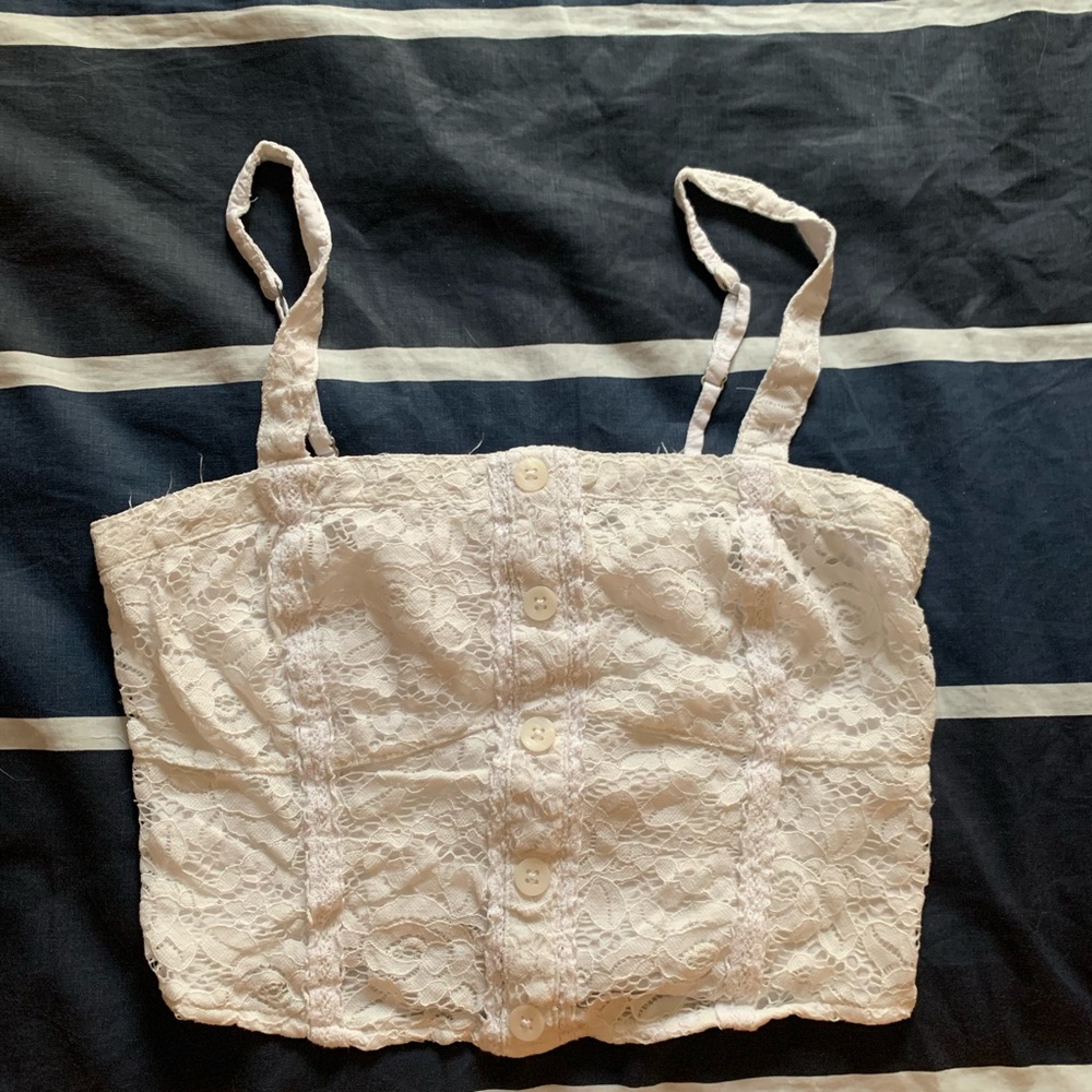Lace going out tank